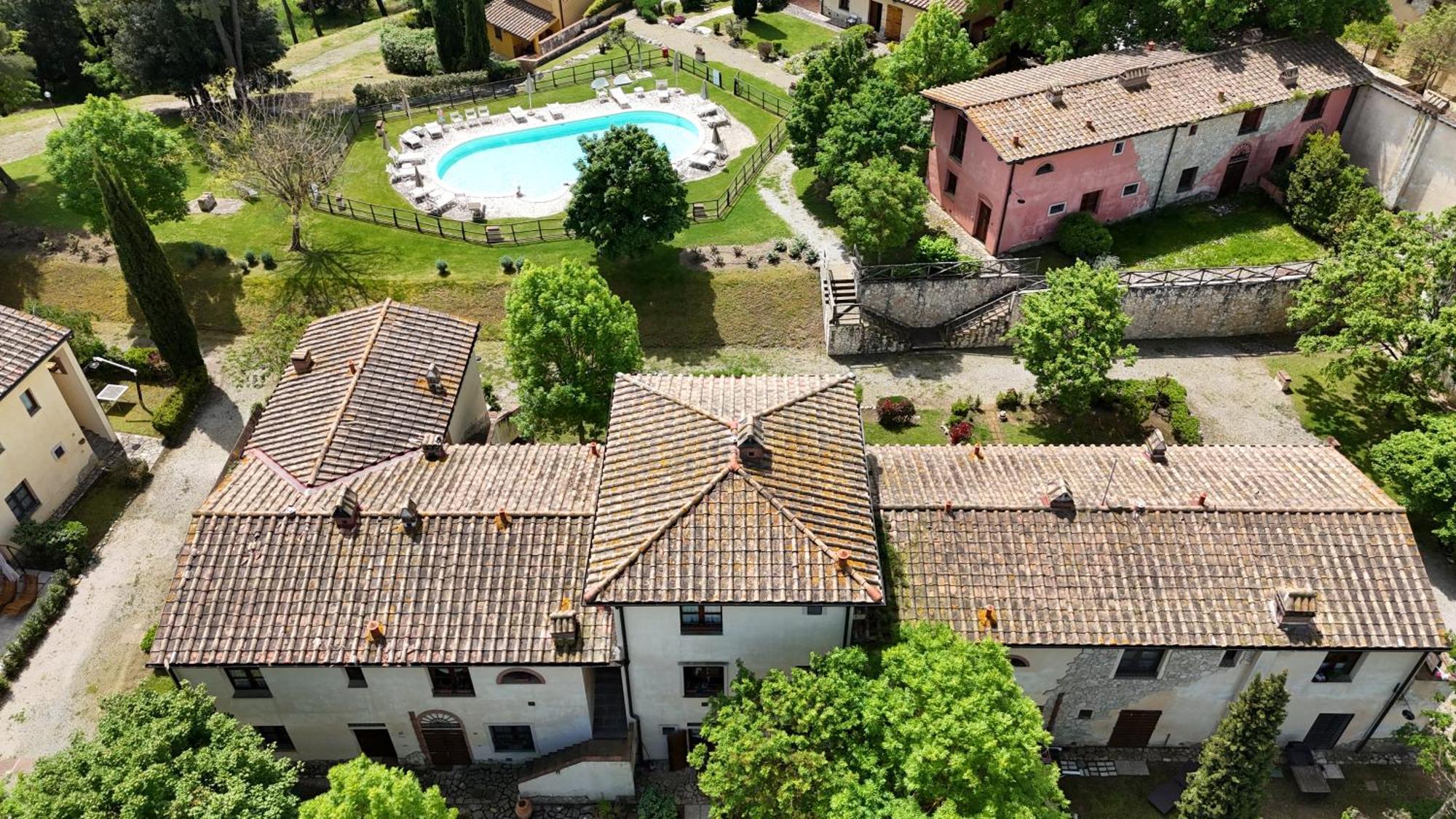 Appartamento Isenesi Gambassi Terme Exterior foto